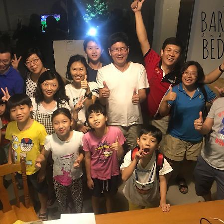 スラート・ターニー Barandbed Urtホステル エクステリア 写真
